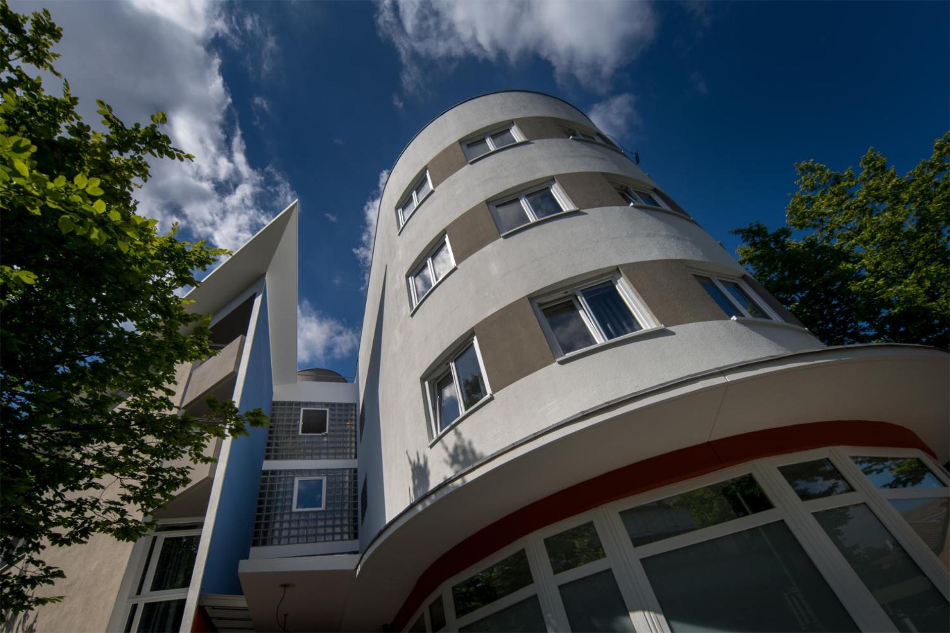 Lagrange Saint Sauveur Appart hôtel 3*